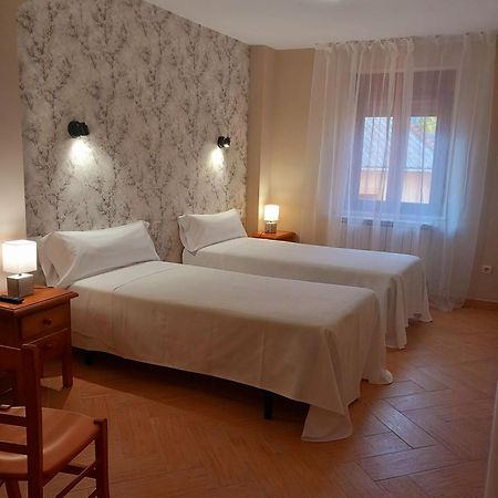 Hotel Rural Orquidea Velilla del Rio Carrion Bagian luar foto
