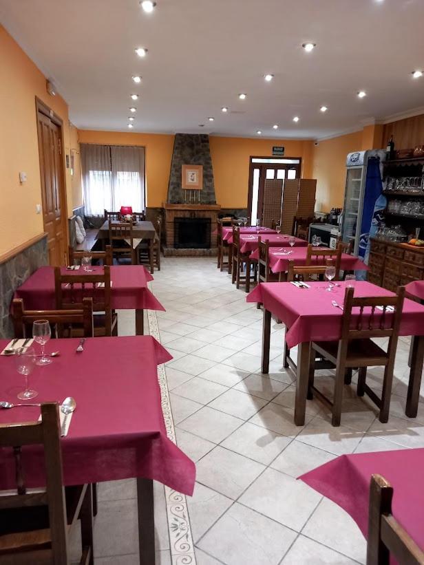 Hotel Rural Orquidea Velilla del Rio Carrion Bagian luar foto